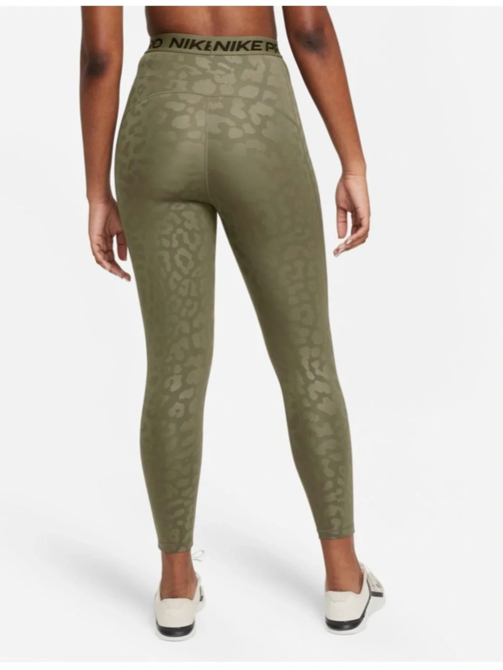 Nike Olive Green Leopard-Print Racerback Sports Bra and Leggings Size M